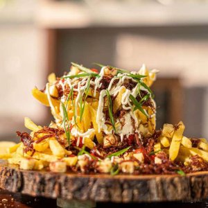 Torre de Batata com Carne Seca e Queijo Coalho