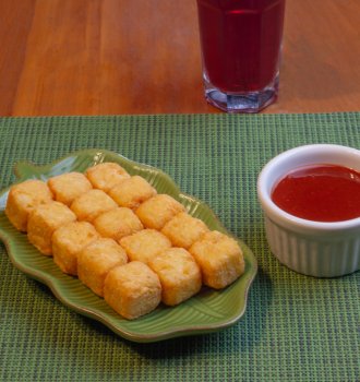 Dadinhos de Batata com toque de Queijo Bem Brasil com goiabada cremosa