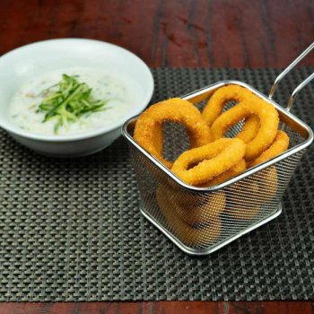 Anis de Cebola Bem Brasil com molho tzatziki