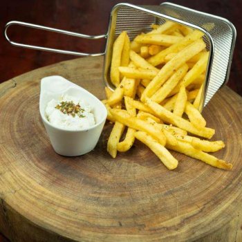 Batata Tradicional Bem Brasil com lemon pepper e coalhada